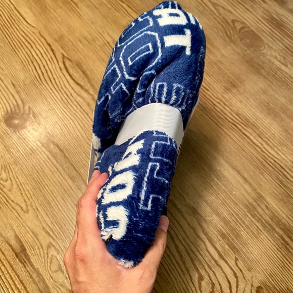 THE GOAT BLANKET 50” by 60” NOVELTY FLEECE BLANKET LIGHTWEIGHT THROW BLANKET - Picture 10 of 10